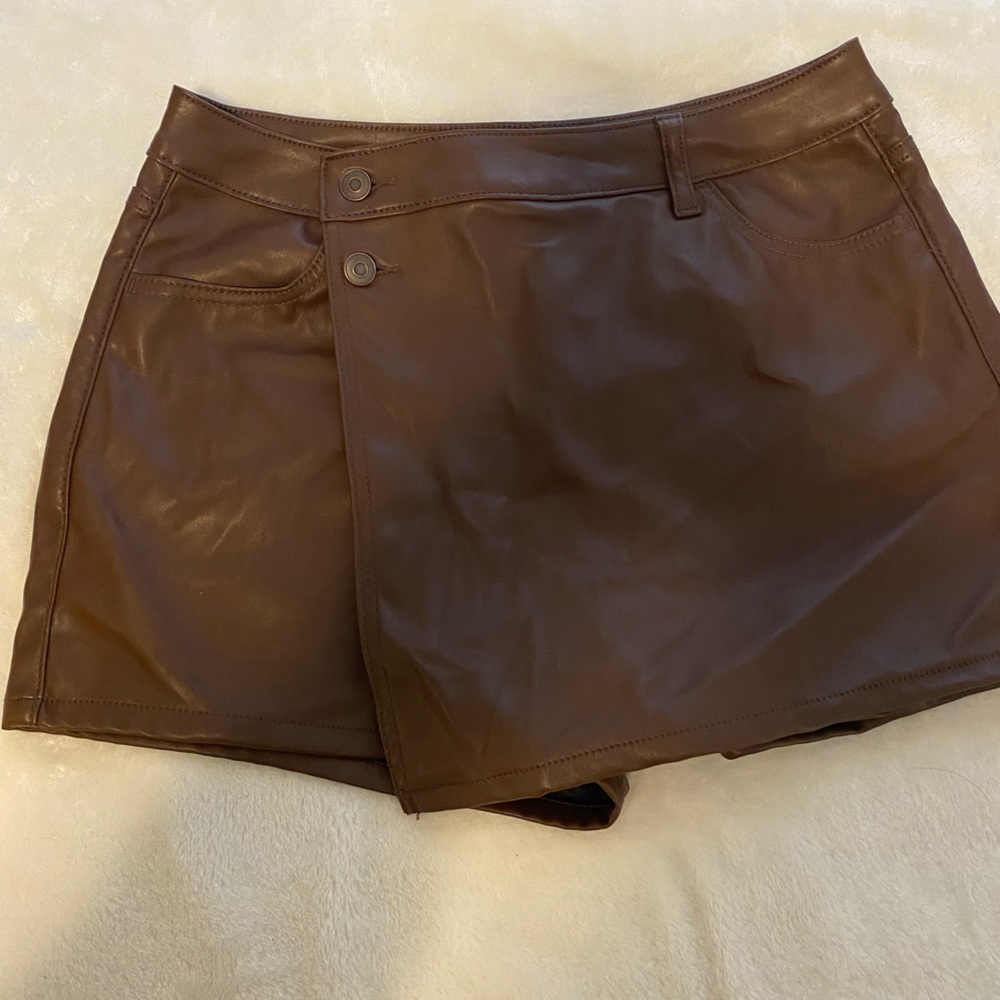 Celebrity Pink Chocolate Brown skort